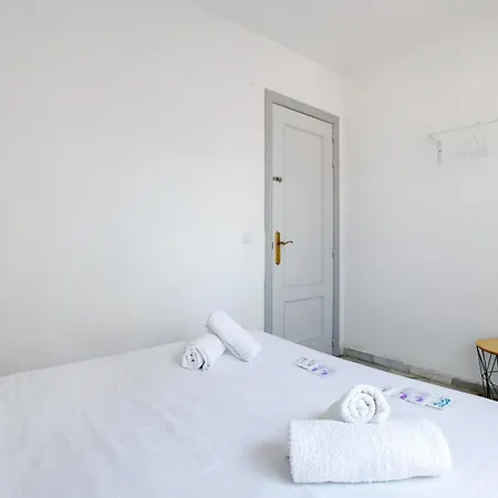 Apartament Heroes De Sostoa 56